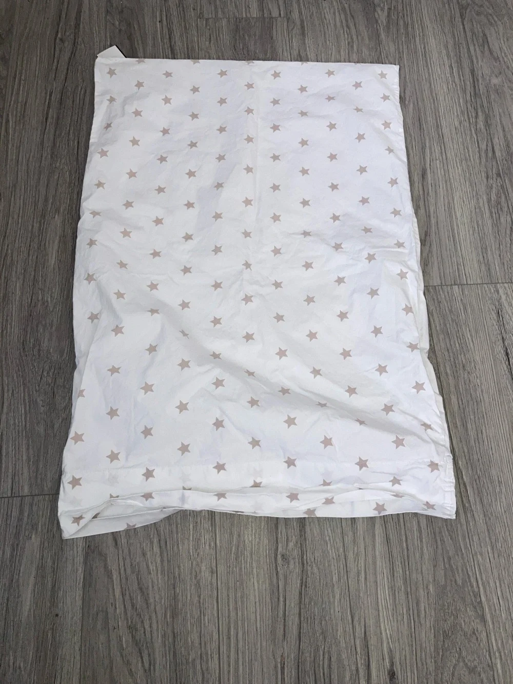 POTTERY BARN Kids White Pillowcase with Taupe Star Print Standard Size